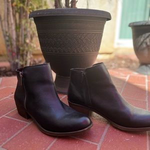 Kensie Ankle Boots